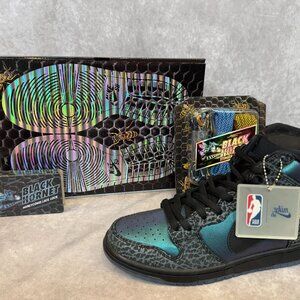 Nike SB Dunk “Black Hornet” – Black (Men’s Size 9)